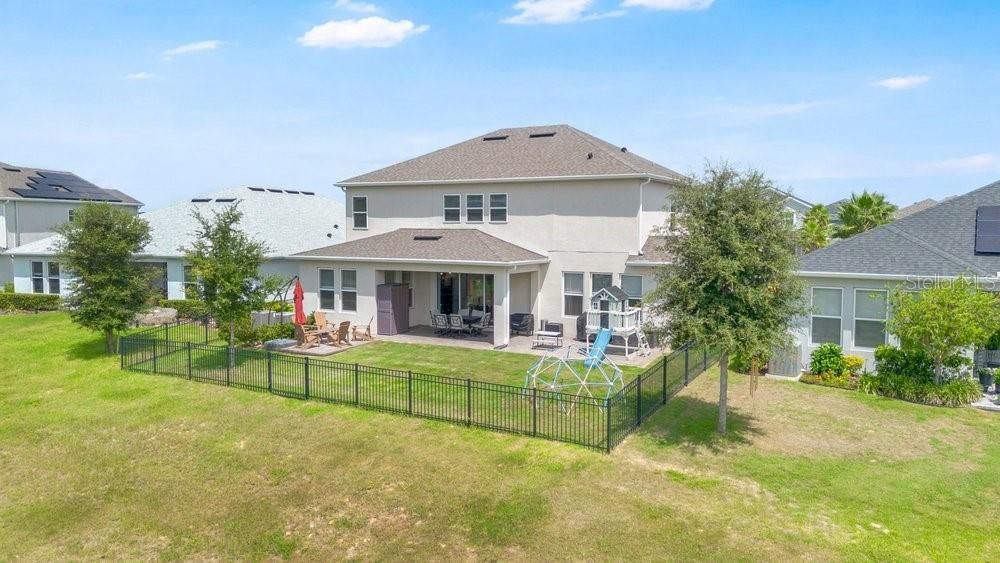 En Venta: $849,999 (5 camas, 4 baños, 3980 Pies cuadrados)