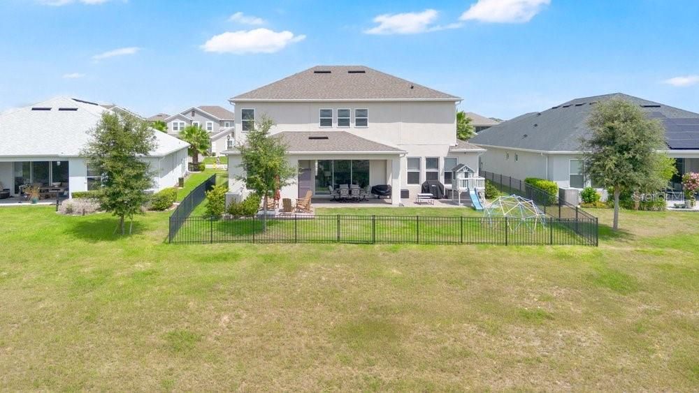 En Venta: $849,999 (5 camas, 4 baños, 3980 Pies cuadrados)