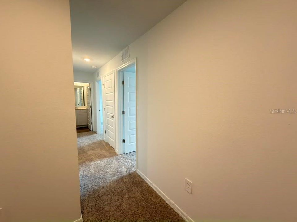 В аренду: $2,200 (3 спален, 2 ванн, 2215 Квадратных фут)