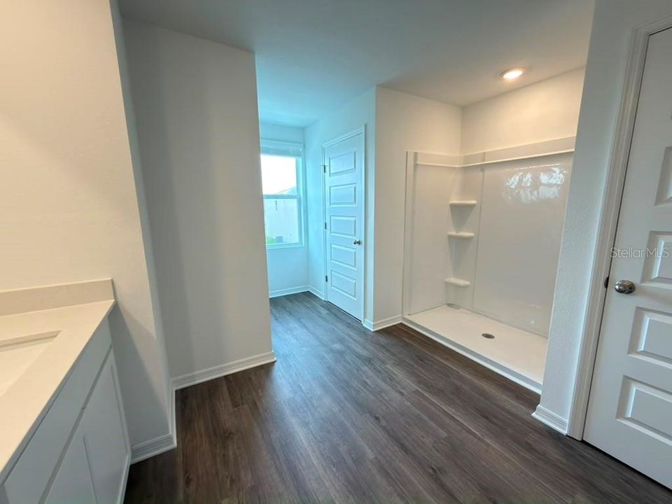 В аренду: $2,200 (3 спален, 2 ванн, 2215 Квадратных фут)