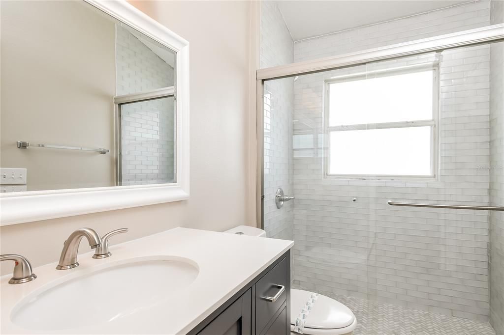 For Sale: $325,000 (3 beds, 2 baths, 1140 Square Feet)