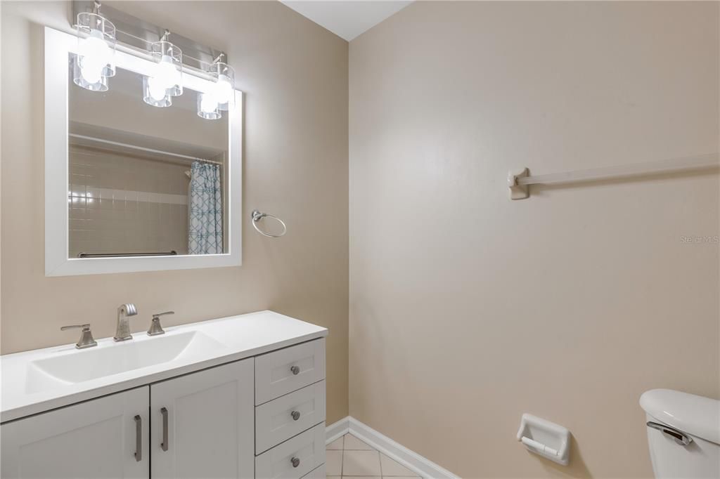 For Sale: $335,000 (3 beds, 2 baths, 1722 Square Feet)