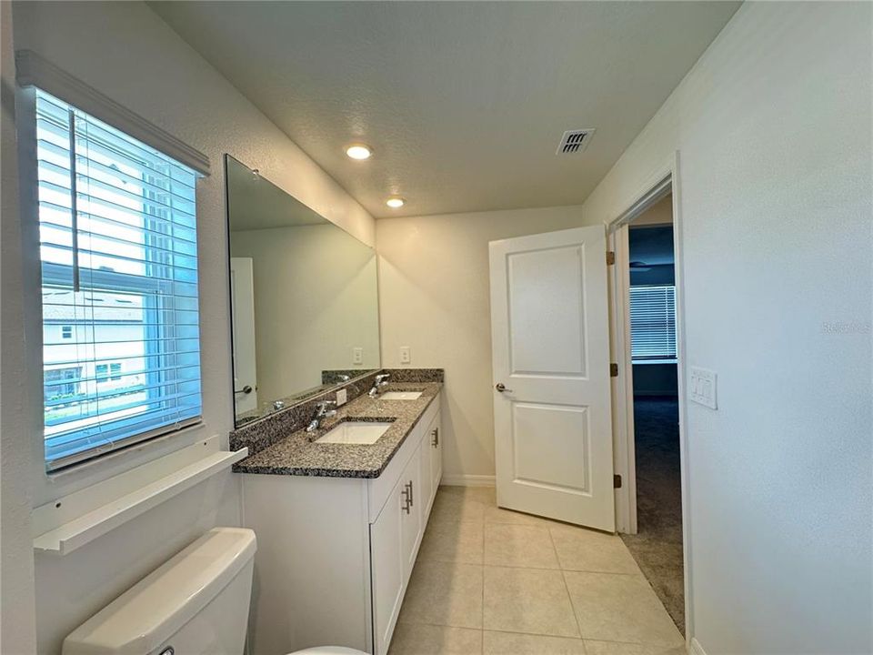 For Rent: $2,200 (2 beds, 2 baths, 1541 Square Feet)