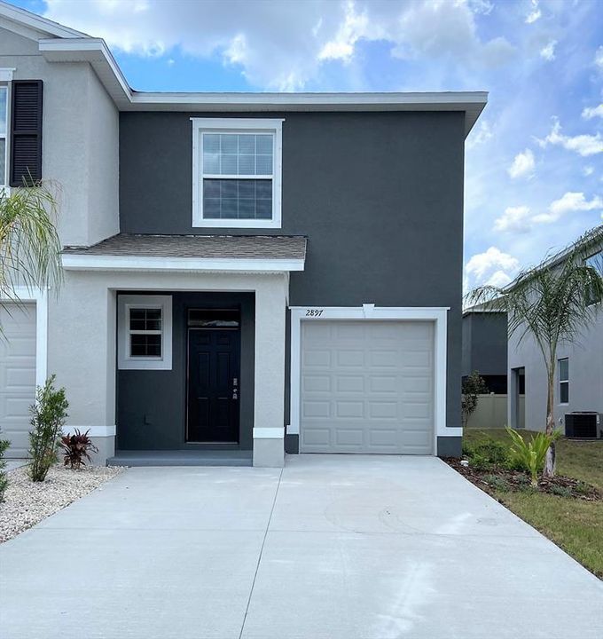 For Rent: $2,400 (3 beds, 2 baths, 1758 Square Feet)