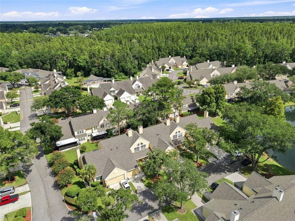 待售: $185,000 (2 贝兹, 2 浴室, 1072 平方英尺)