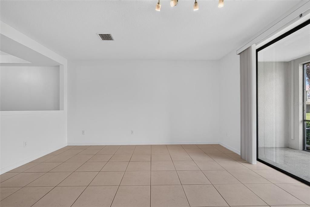 В аренду: $2,200 (3 спален, 2 ванн, 1300 Квадратных фут)