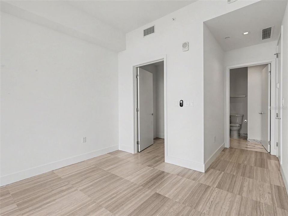 В аренду: $14,000 (3 спален, 2 ванн, 2404 Квадратных фут)
