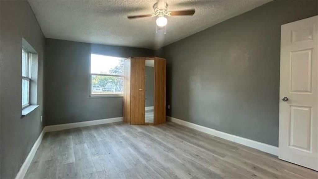For Rent: $1,890 (4 beds, 2 baths, 1130 Square Feet)