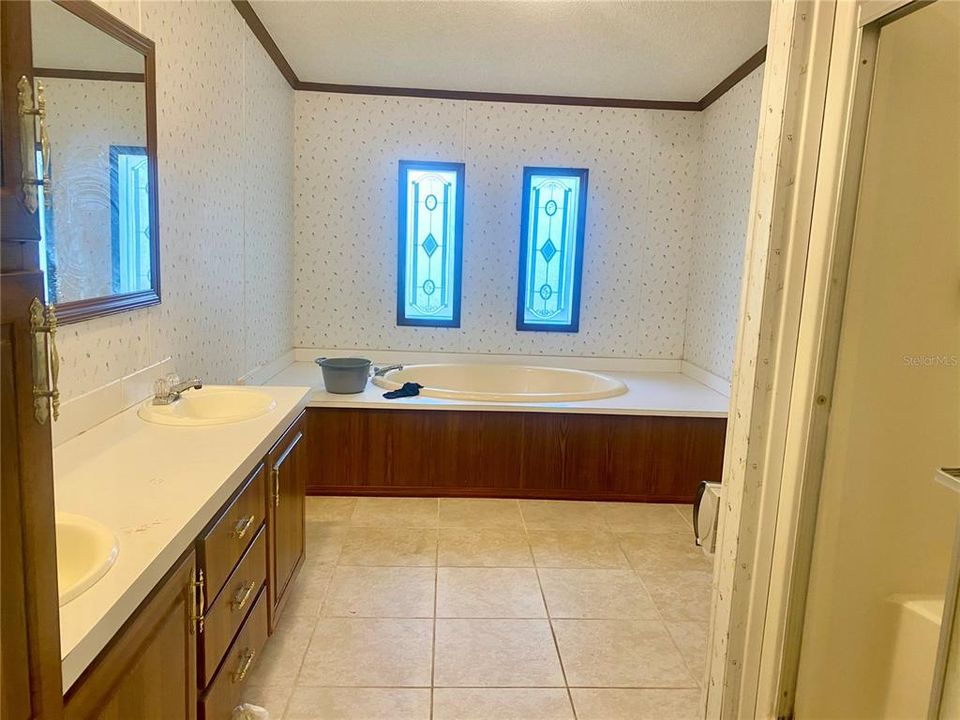 В аренду: $2,000 (4 спален, 3 ванн, 2000 Квадратных фут)