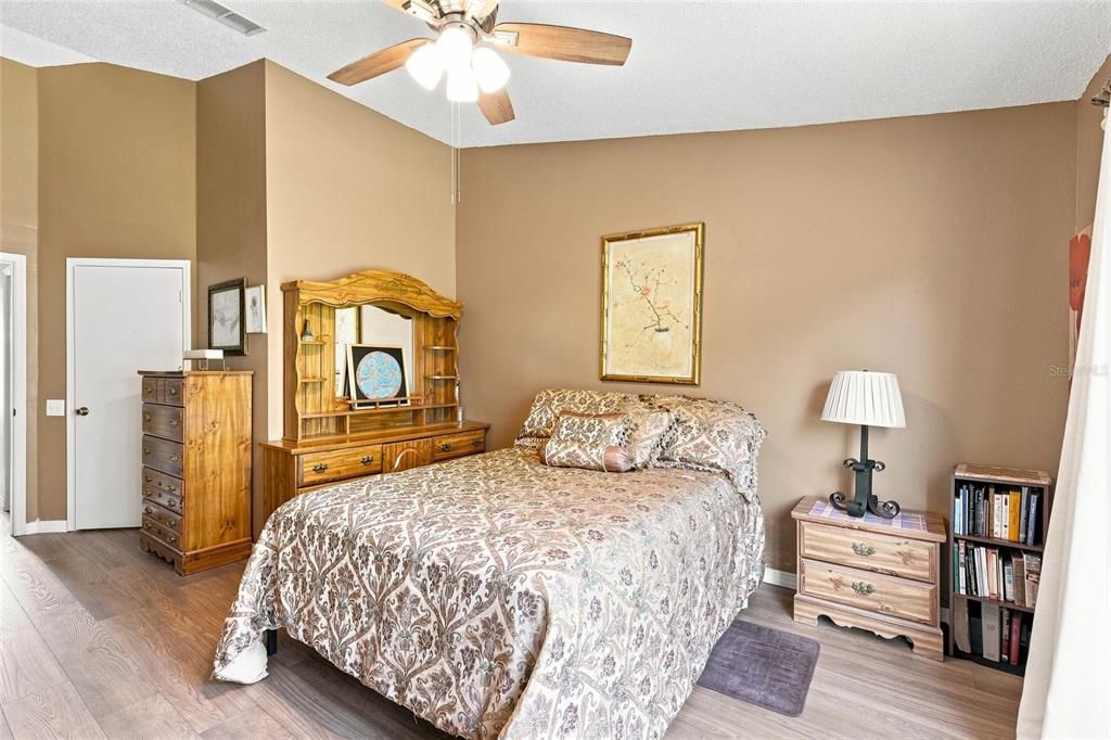 En Venta: $189,900 (2 camas, 1 baños, 1184 Pies cuadrados)