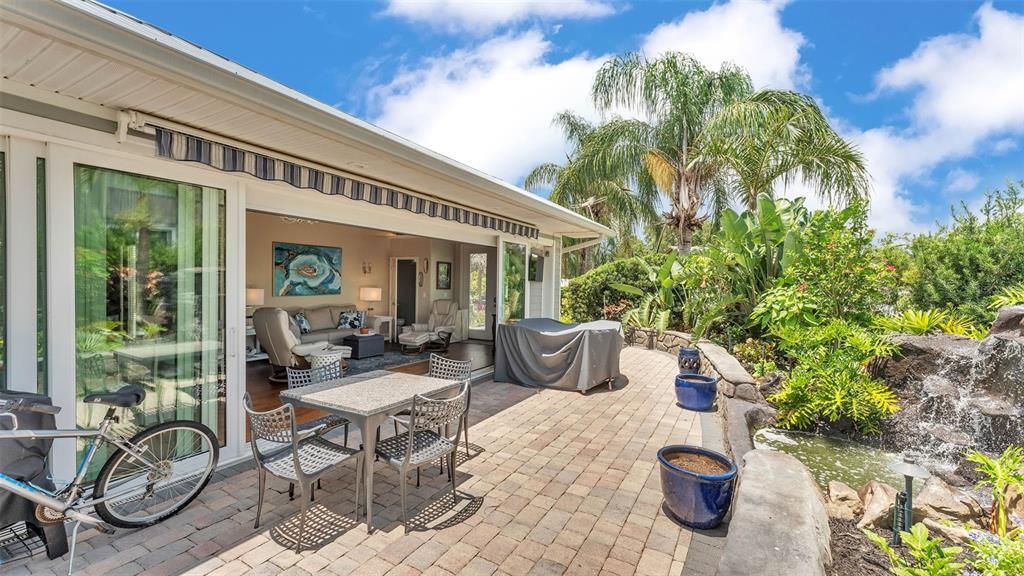 For Sale: $529,900 (1 beds, 1 baths, 1470 Square Feet)