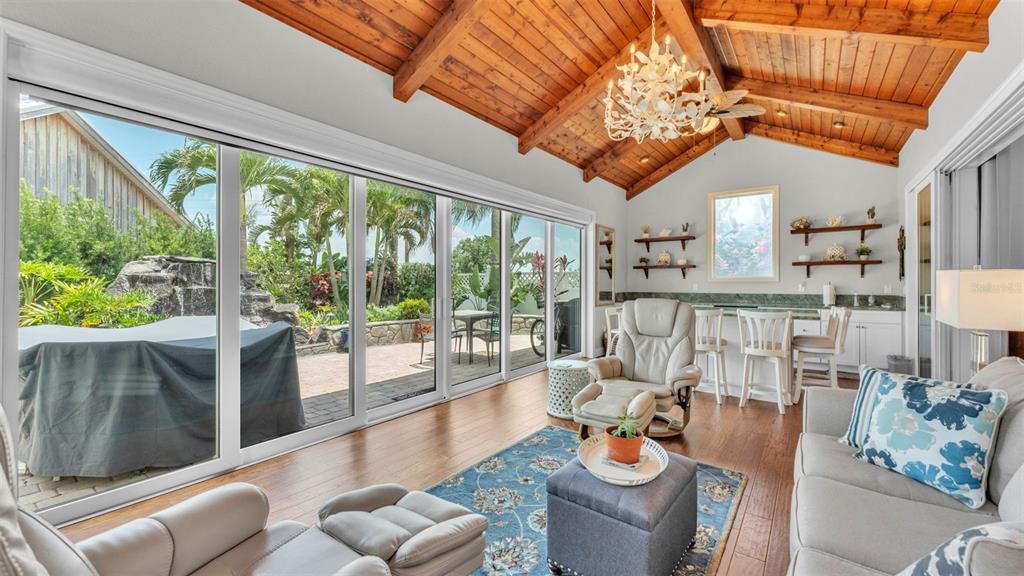 For Sale: $529,900 (1 beds, 1 baths, 1470 Square Feet)