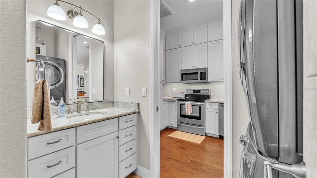 For Sale: $529,900 (1 beds, 1 baths, 1470 Square Feet)