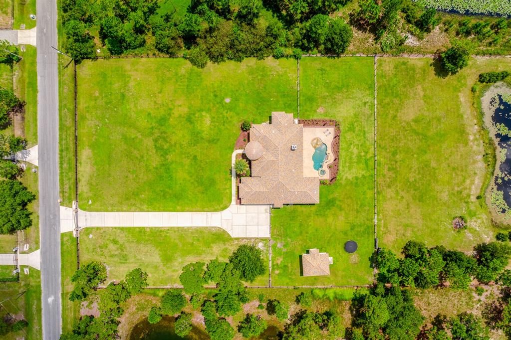 En Venta: $2,200,000 (5 camas, 4 baños, 4484 Pies cuadrados)