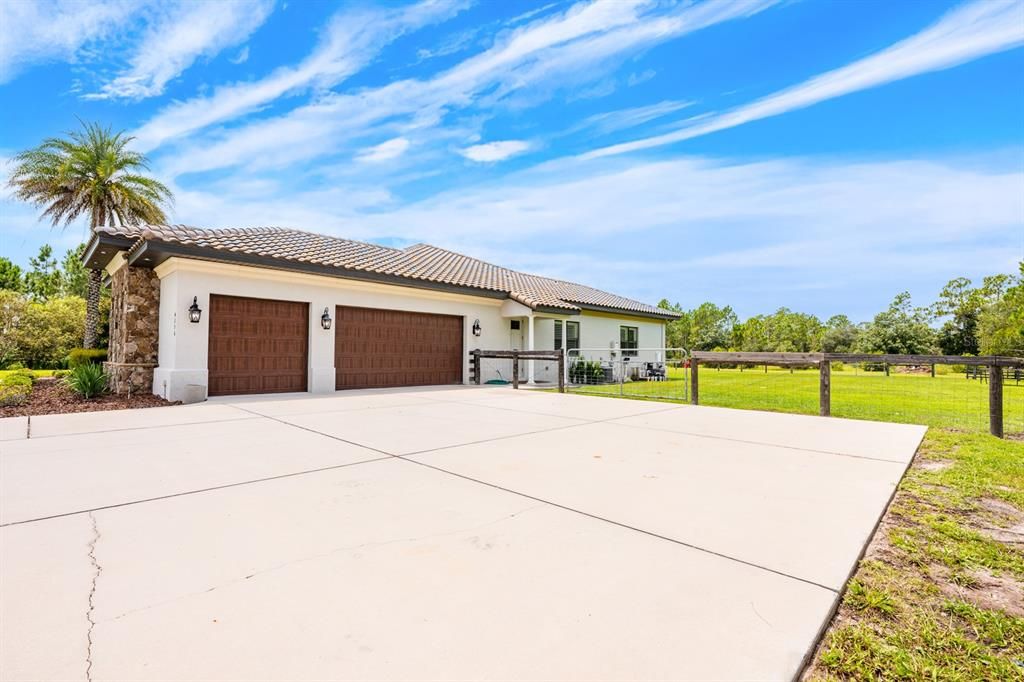 En Venta: $2,200,000 (5 camas, 4 baños, 4484 Pies cuadrados)