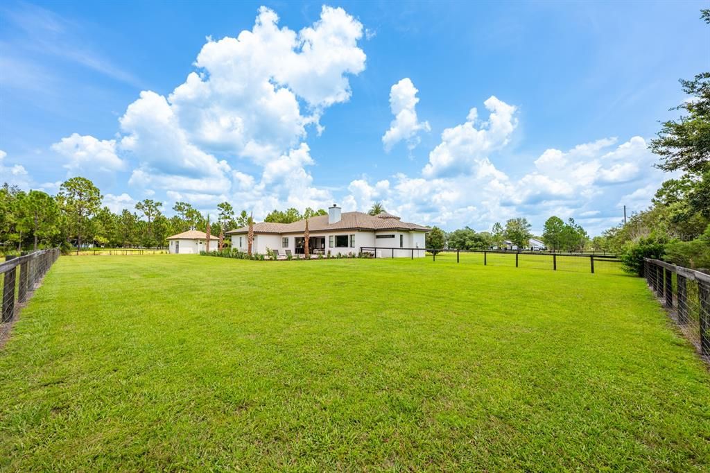 En Venta: $2,200,000 (5 camas, 4 baños, 4484 Pies cuadrados)