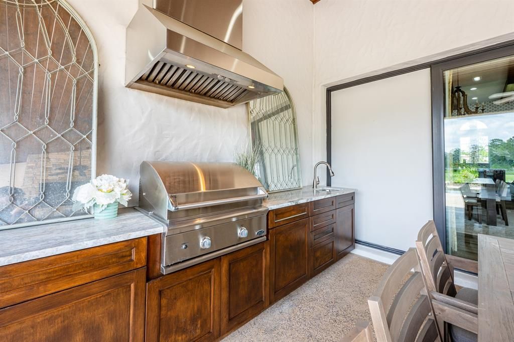 En Venta: $2,200,000 (5 camas, 4 baños, 4484 Pies cuadrados)