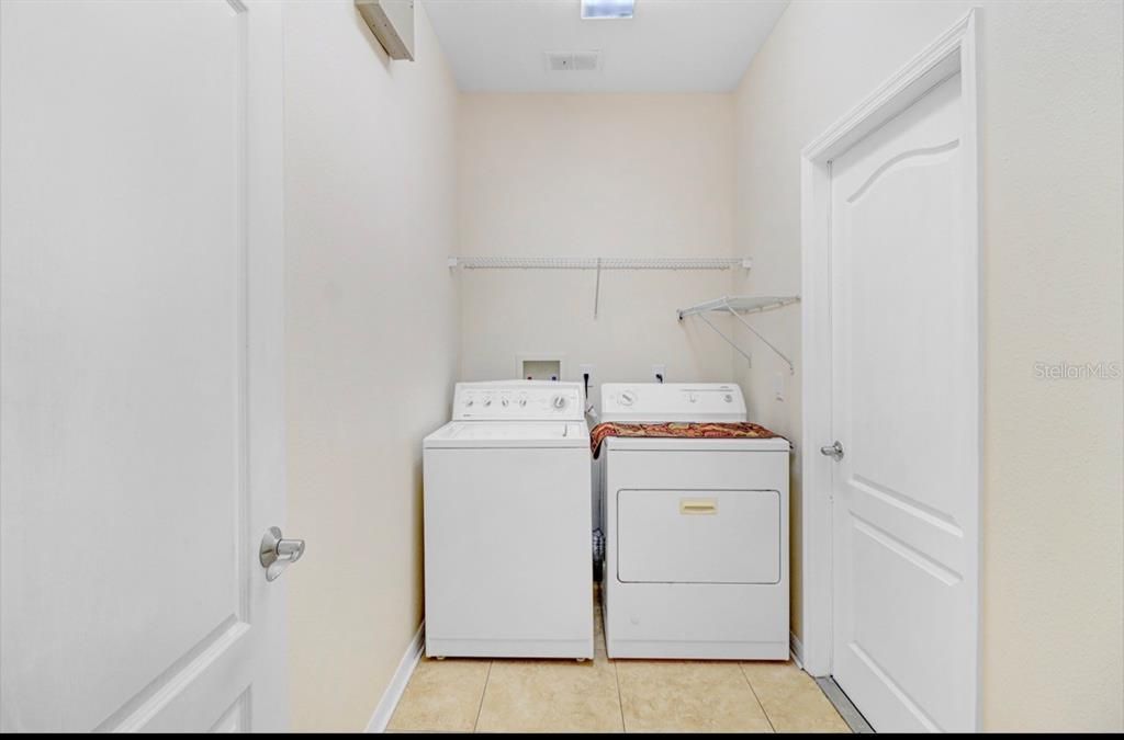 For Sale: $424,000 (4 beds, 2 baths, 2454 Square Feet)