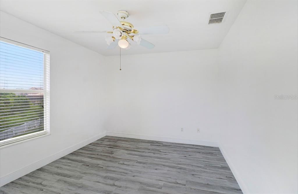 For Sale: $424,000 (4 beds, 2 baths, 2454 Square Feet)