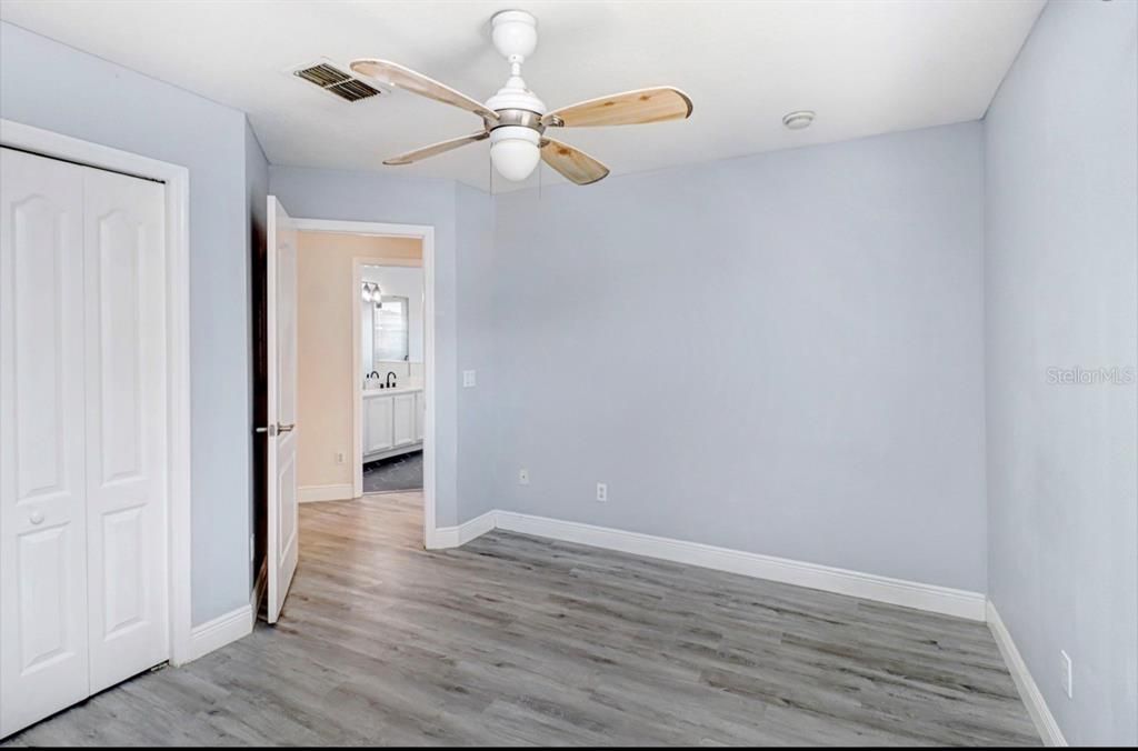 For Sale: $424,000 (4 beds, 2 baths, 2454 Square Feet)