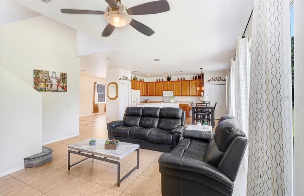 For Sale: $424,000 (4 beds, 2 baths, 2454 Square Feet)