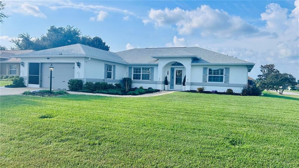 For Sale: $329,000 (3 beds, 2 baths, 1766 Square Feet)