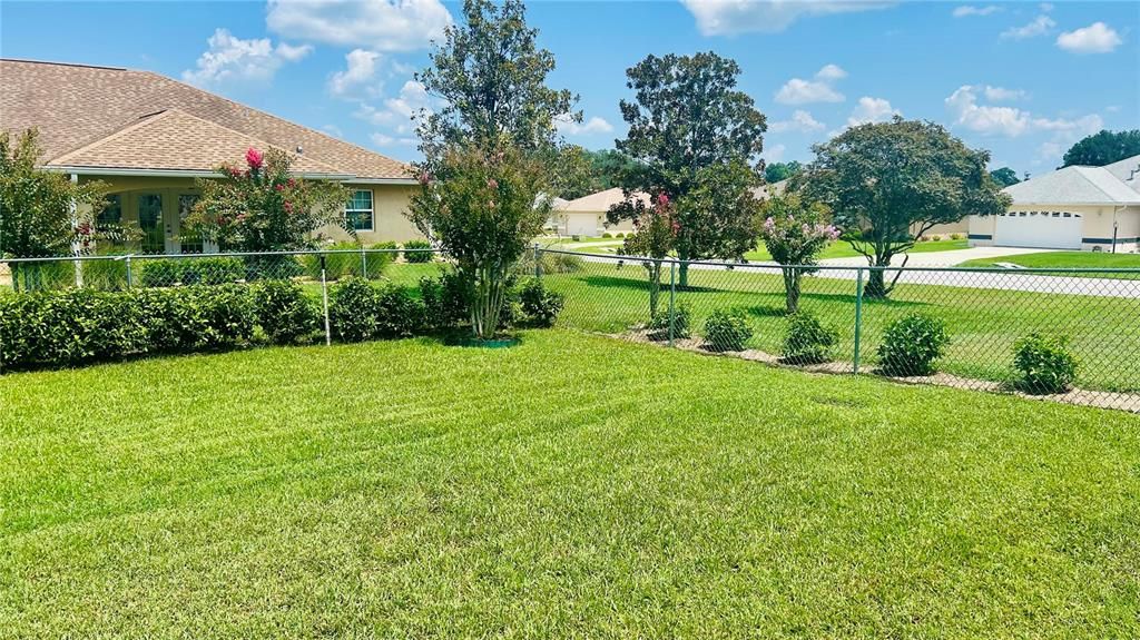 For Sale: $329,000 (3 beds, 2 baths, 1766 Square Feet)