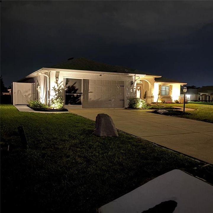 For Sale: $329,000 (3 beds, 2 baths, 1766 Square Feet)