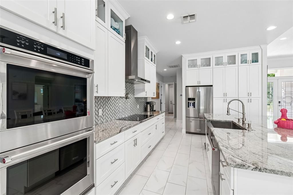 For Sale: $1,350,000 (5 beds, 3 baths, 3020 Square Feet)
