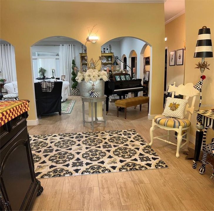 For Sale: $949,900 (3 beds, 2 baths, 3344 Square Feet)