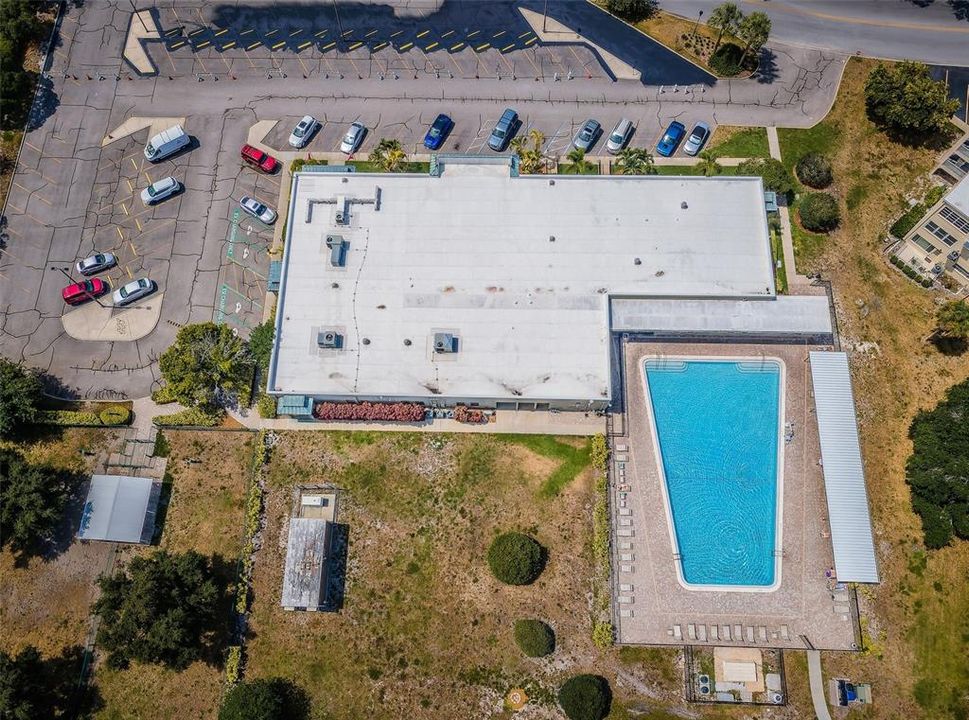 На продажу: $139,900 (2 спален, 2 ванн, 1050 Квадратных фут)