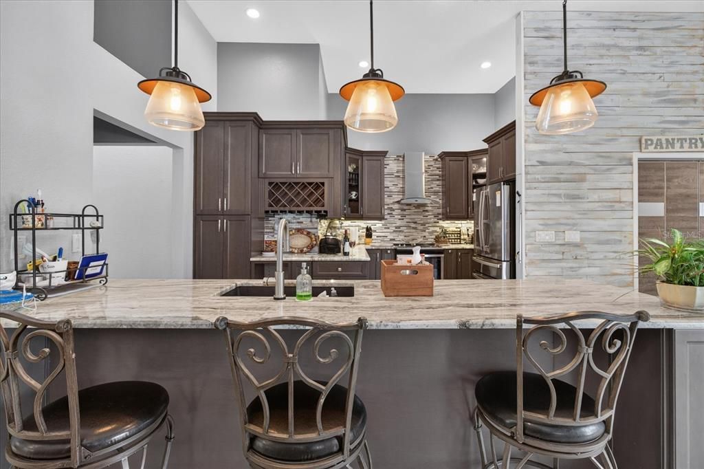 En Venta: $599,995 (3 camas, 3 baños, 2347 Pies cuadrados)