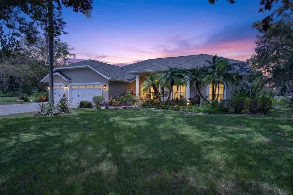 En Venta: $599,995 (3 camas, 3 baños, 2347 Pies cuadrados)