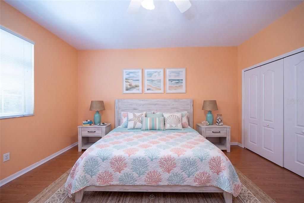 For Sale: $550,000 (4 beds, 2 baths, 2580 Square Feet)