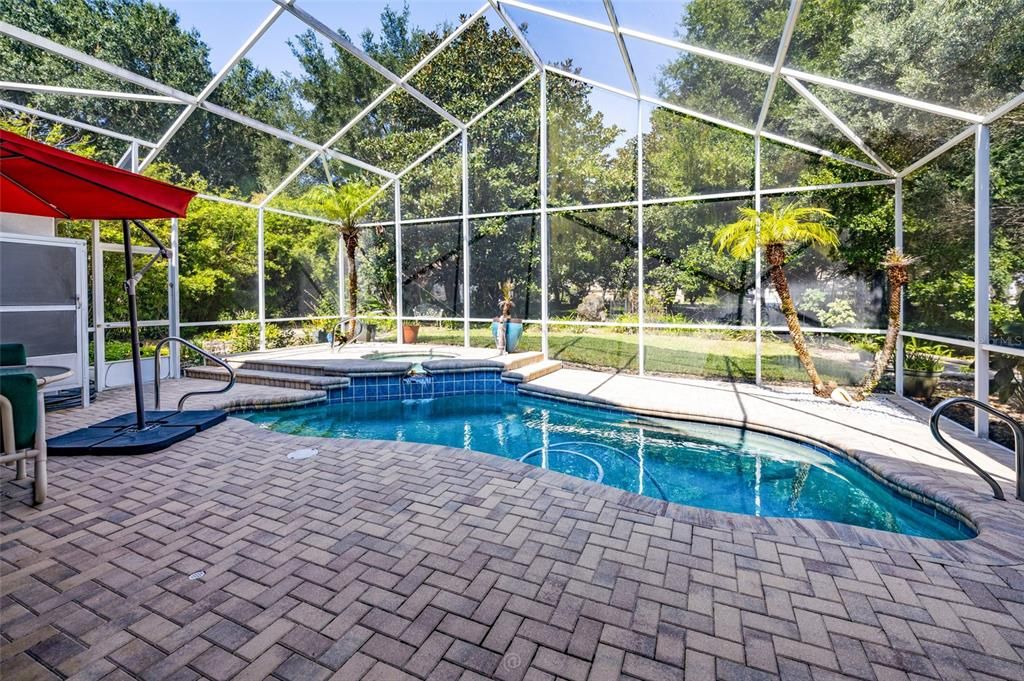For Sale: $550,000 (4 beds, 2 baths, 2580 Square Feet)