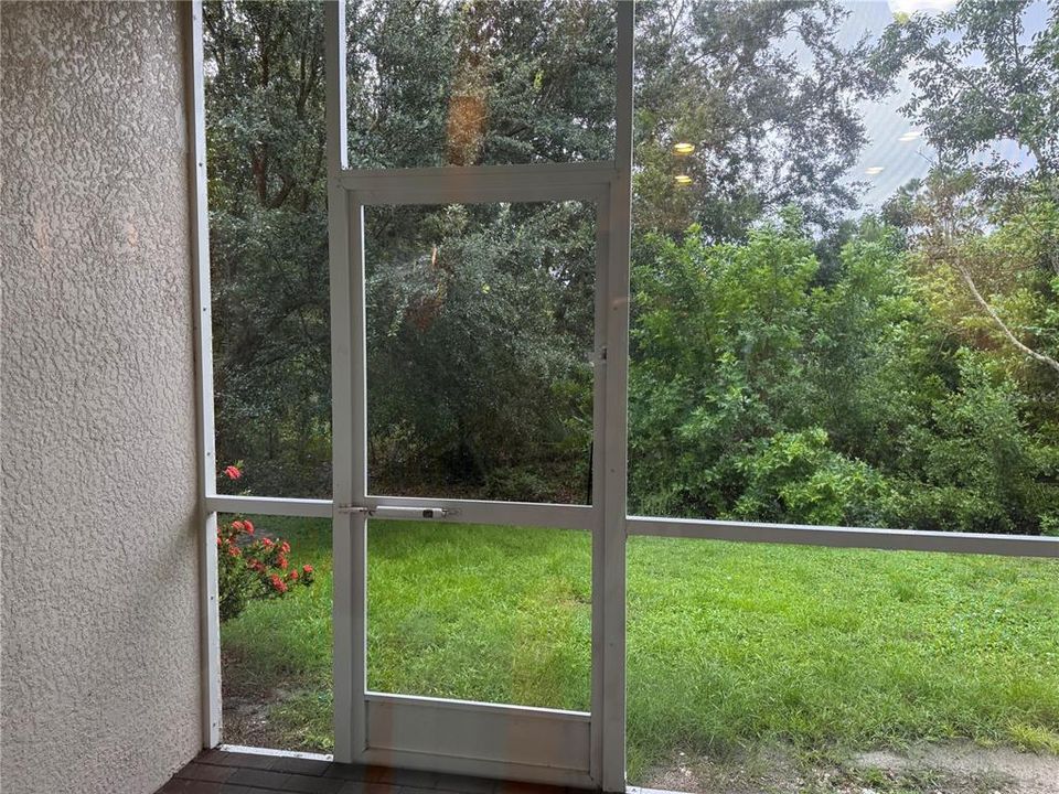 For Rent: $1,585 (3 beds, 2 baths, 1255 Square Feet)