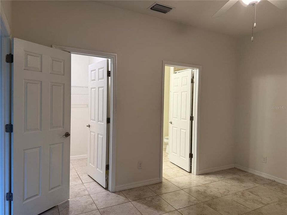 For Rent: $1,585 (3 beds, 2 baths, 1255 Square Feet)