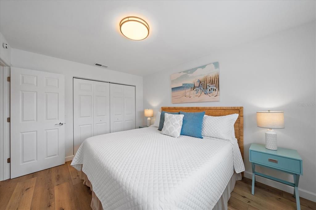 For Sale: $749,900 (5 beds, 3 baths, 2154 Square Feet)