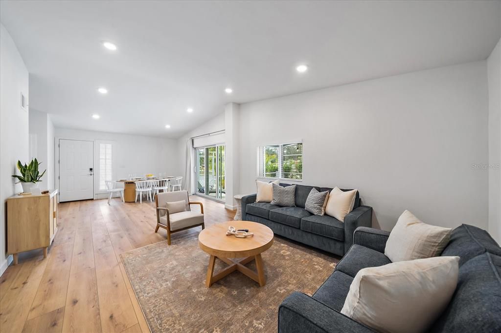 For Sale: $749,900 (5 beds, 3 baths, 2154 Square Feet)