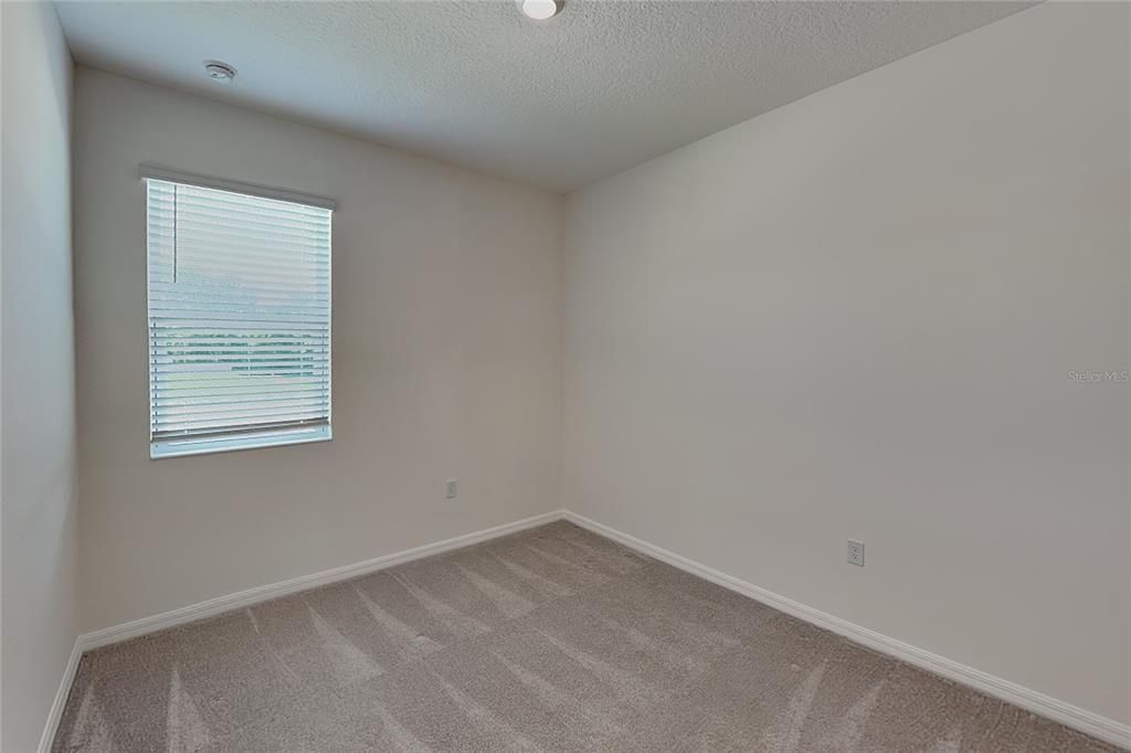 For Rent: $1,950 (3 beds, 2 baths, 1713 Square Feet)