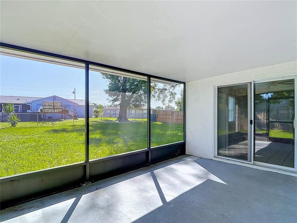 For Sale: $282,500 (3 beds, 2 baths, 1426 Square Feet)