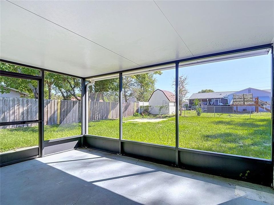 For Sale: $282,500 (3 beds, 2 baths, 1426 Square Feet)