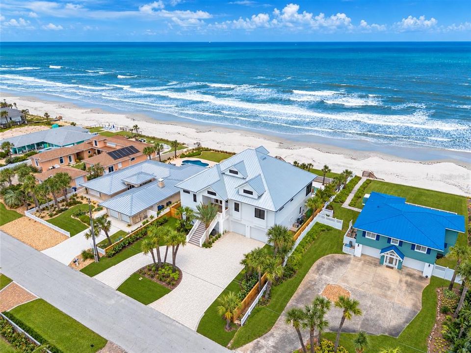 For Sale: $6,750,000 (4 beds, 4 baths, 6110 Square Feet)