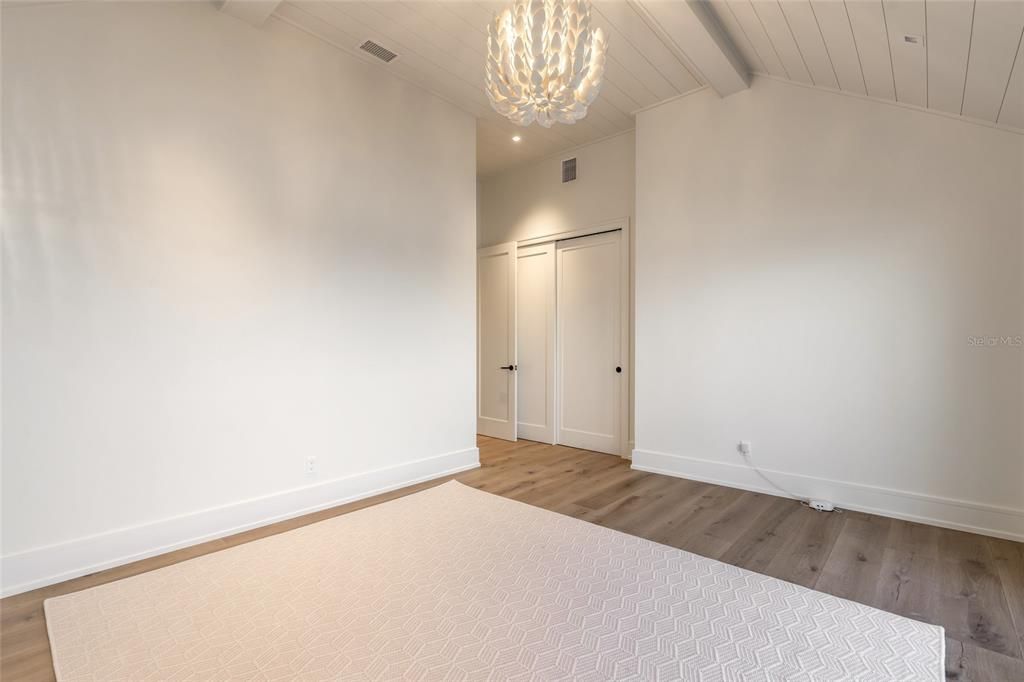 For Sale: $6,750,000 (4 beds, 4 baths, 6110 Square Feet)