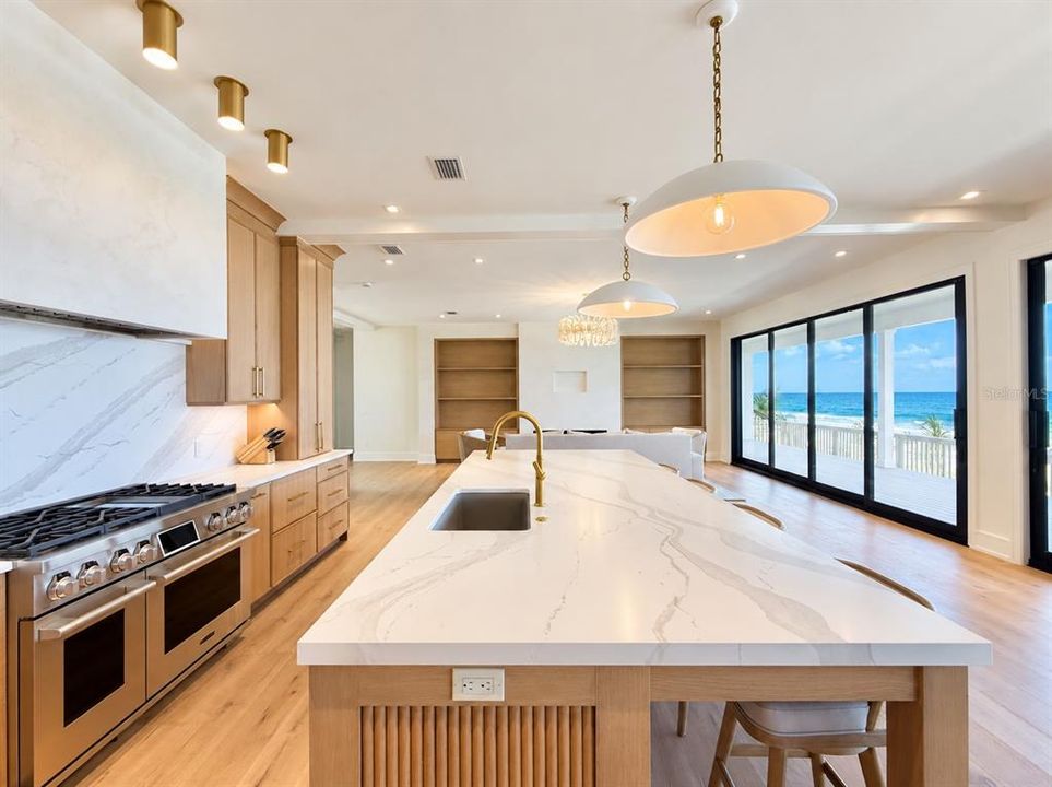 For Sale: $6,750,000 (4 beds, 4 baths, 6110 Square Feet)