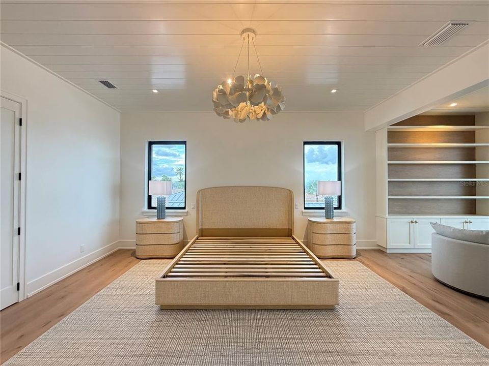 For Sale: $6,750,000 (4 beds, 4 baths, 6110 Square Feet)