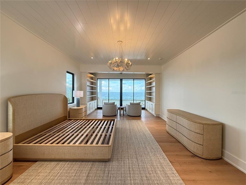 For Sale: $6,750,000 (4 beds, 4 baths, 6110 Square Feet)