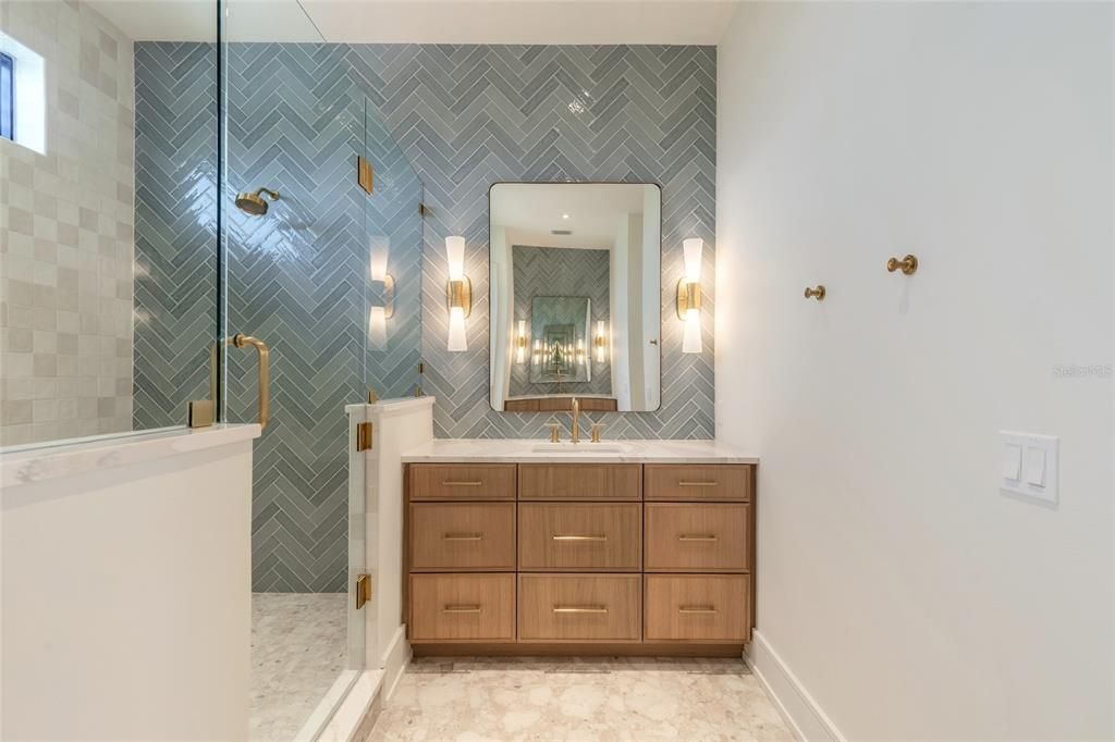 For Sale: $6,750,000 (4 beds, 4 baths, 6110 Square Feet)