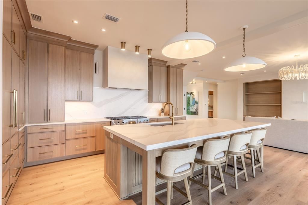 For Sale: $6,750,000 (4 beds, 4 baths, 6110 Square Feet)