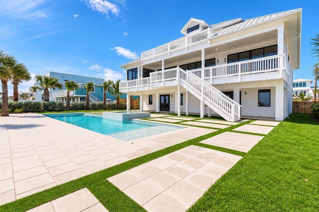 For Sale: $6,750,000 (4 beds, 4 baths, 6110 Square Feet)